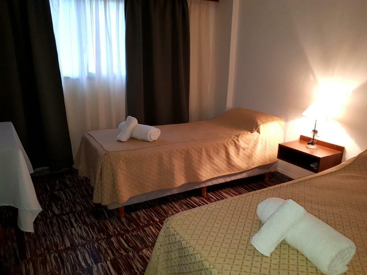 Nuevo Hotel Roble ترماس دي ريو هوندو المظهر الخارجي الصورة